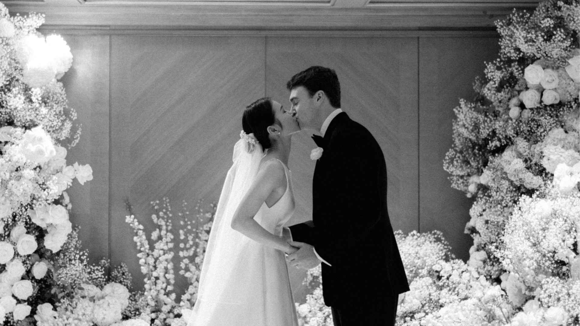 how long does it take to plan a wedding